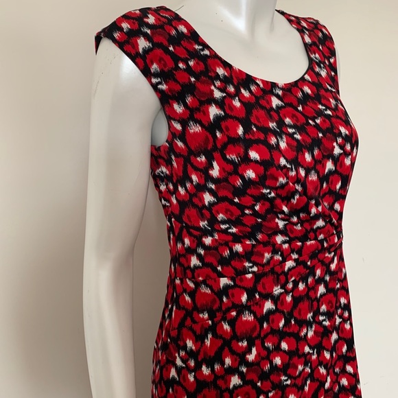 Precis Dress - Picture 4 of 7